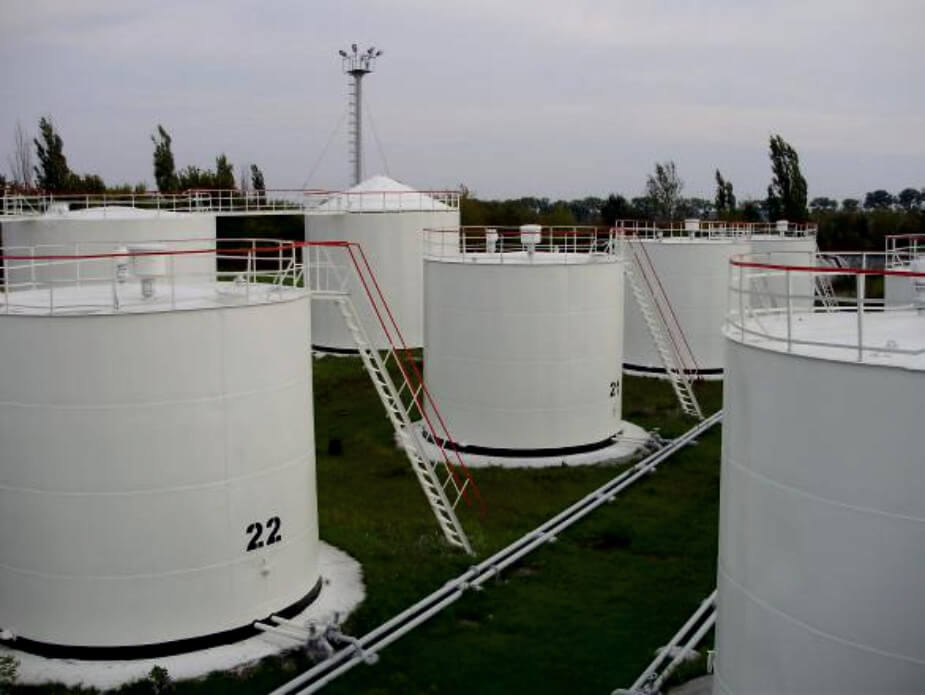 Polyur 112 DTM Polyaspartic, Anti-Corrosion, Chemical & Abrasion Resistant Industrial and Marine Paint (Base: 2.84L)